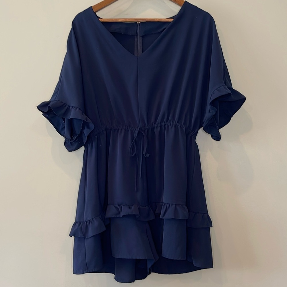 Ruffled Jumper, Navy Blue Size XL. Zipper back